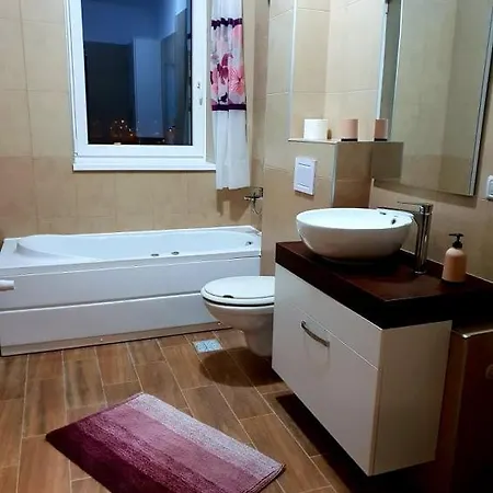 Friendly Vivamus Apartment *